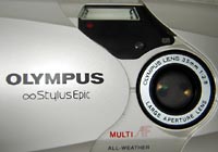 Fast f2.8 lens